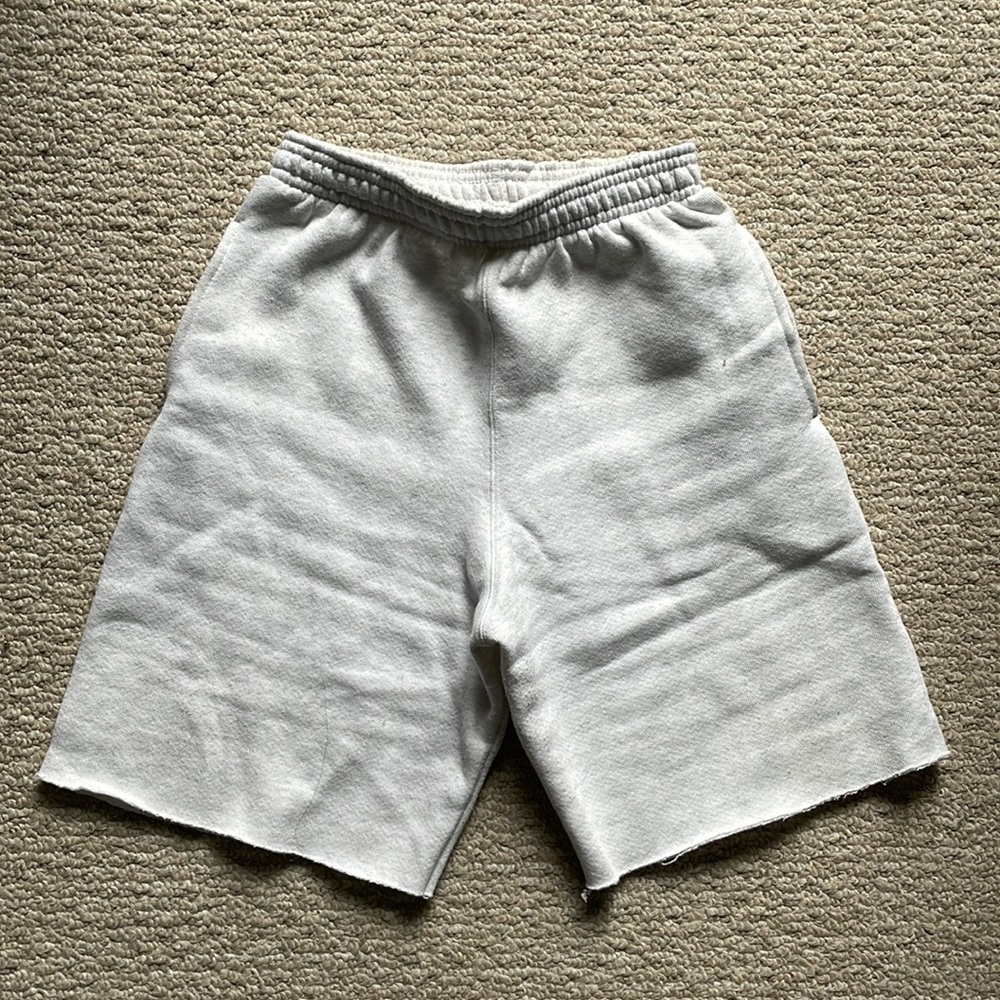 Light grey heathered elastic waist high rise shorts